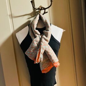 Scarf with aqua/orange birds